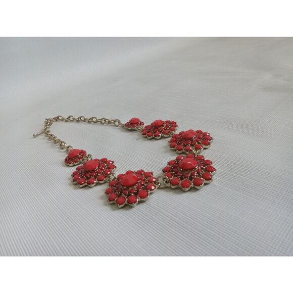 Red & Gold Toned Rhinestone Encrusted Flower Shaped Pendants Statement Necklace - Picture 9 of 11